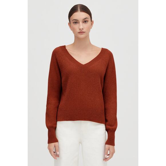 Cuyana recycled cashmere deep v-neck sweater Ginger M - Picture 1 of 7